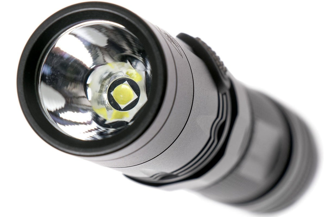 LED-Taschenlampe Nitecore EC23 1800lm inkl. Akk